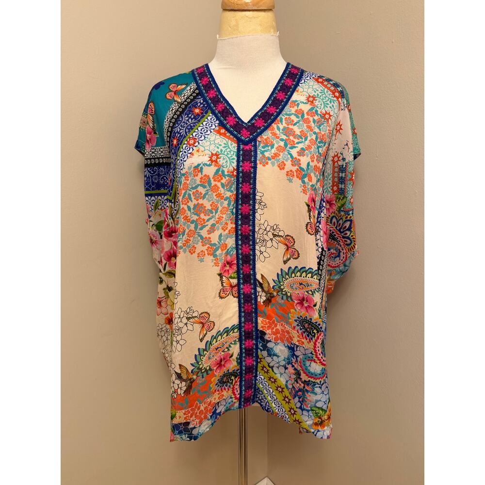 NWT Johnny Was Alexandra Blouse Evie V-Neck Floral Tropical Embroidered Sz Small